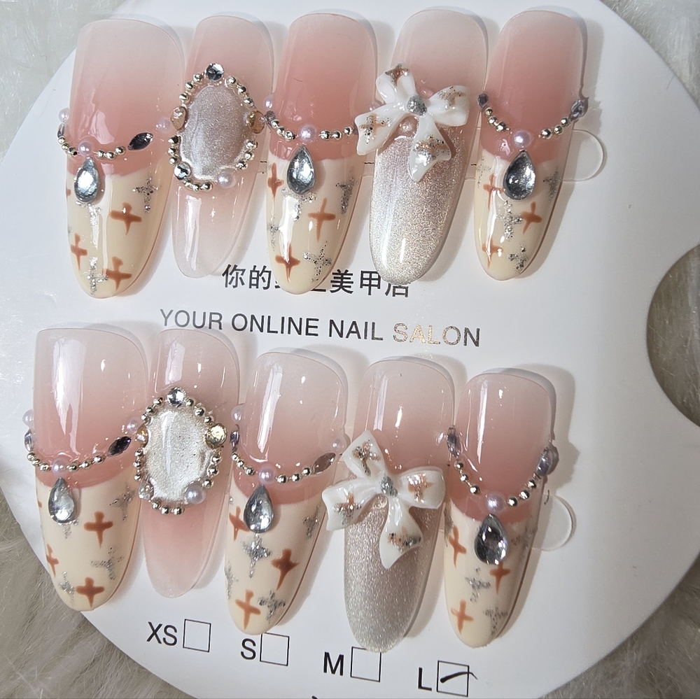 Handmade Elegant Pink and Silver Tweed Nail Set